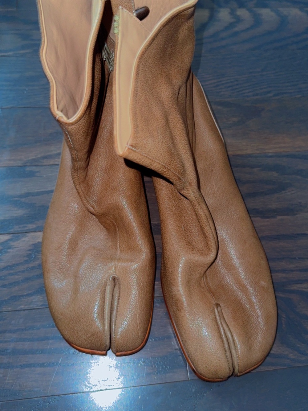 Maison Martin Margiela Split-Toe Leather Ankle Boots in Cognac Brown